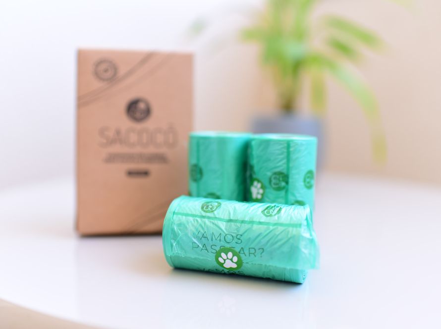Imagem do Weasy Cão com o xixi indo direto para o ralo